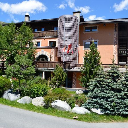 Hotel Galli リヴィーニョ エクステリア 写真