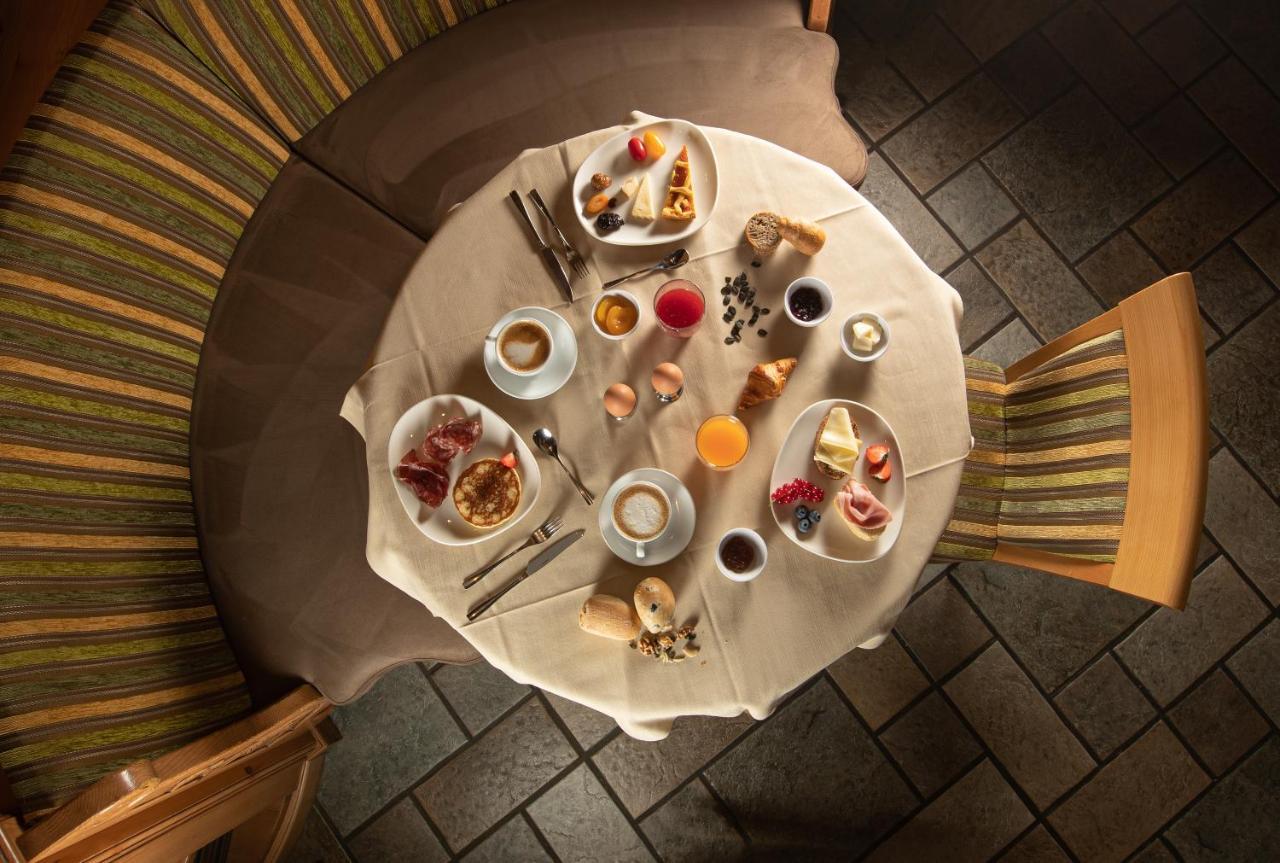 Hotel Galli リヴィーニョ エクステリア 写真