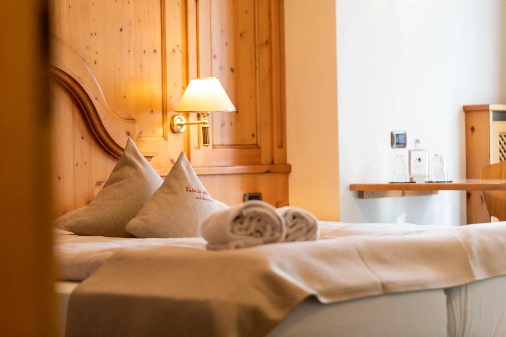Hotel Galli リヴィーニョ エクステリア 写真