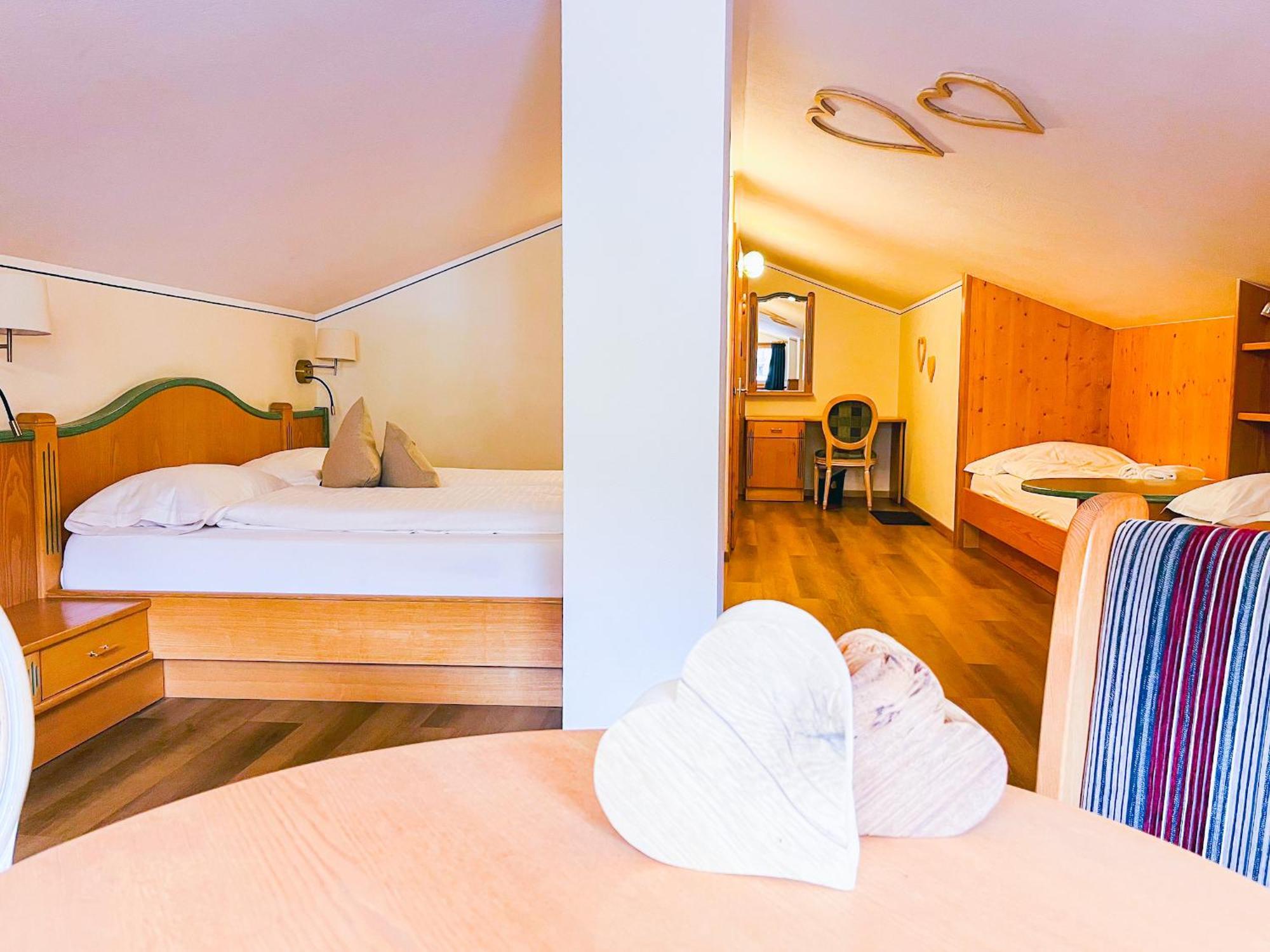 Hotel Galli リヴィーニョ エクステリア 写真